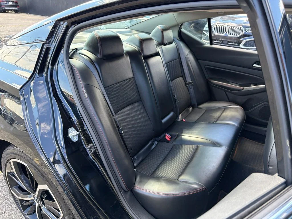 Used 2024 Black Nissan 2.5 SR image 18