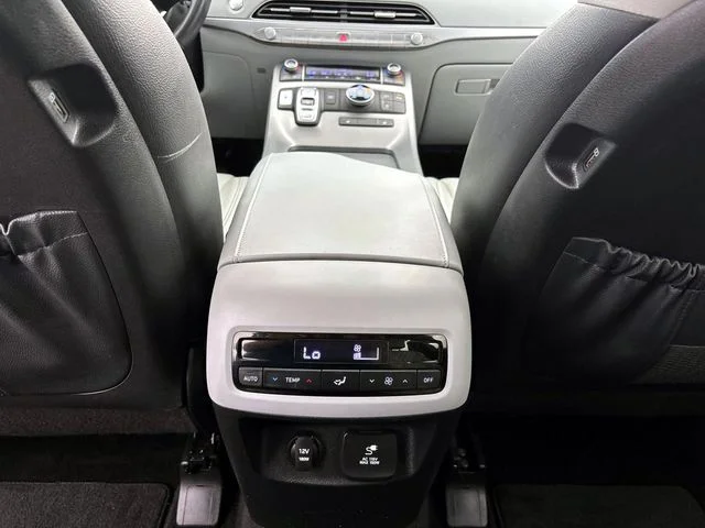 Certified Used 2020 Moonlight Cloud Hyundai SEL image 13