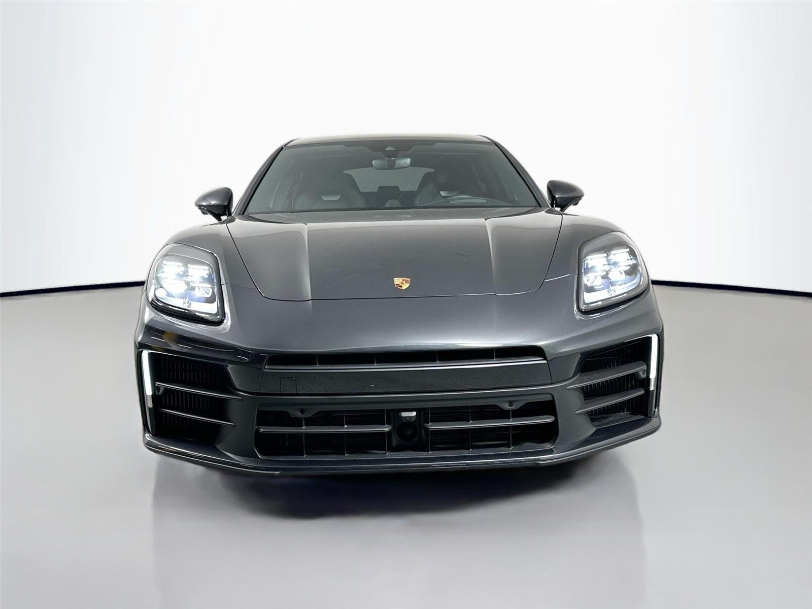 Used 2024 Volcano Grey Metallic Porsche  image 10
