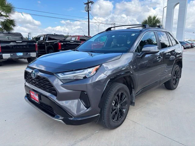 Used 2023 Gray Toyota SE image 3