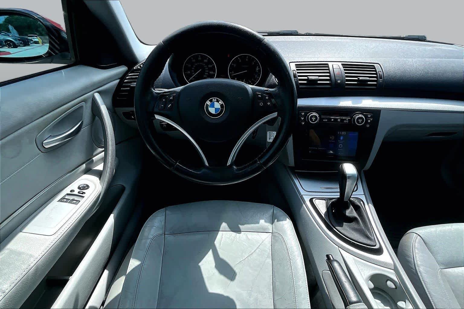 Used 2009 Alpine White BMW 128i image 5