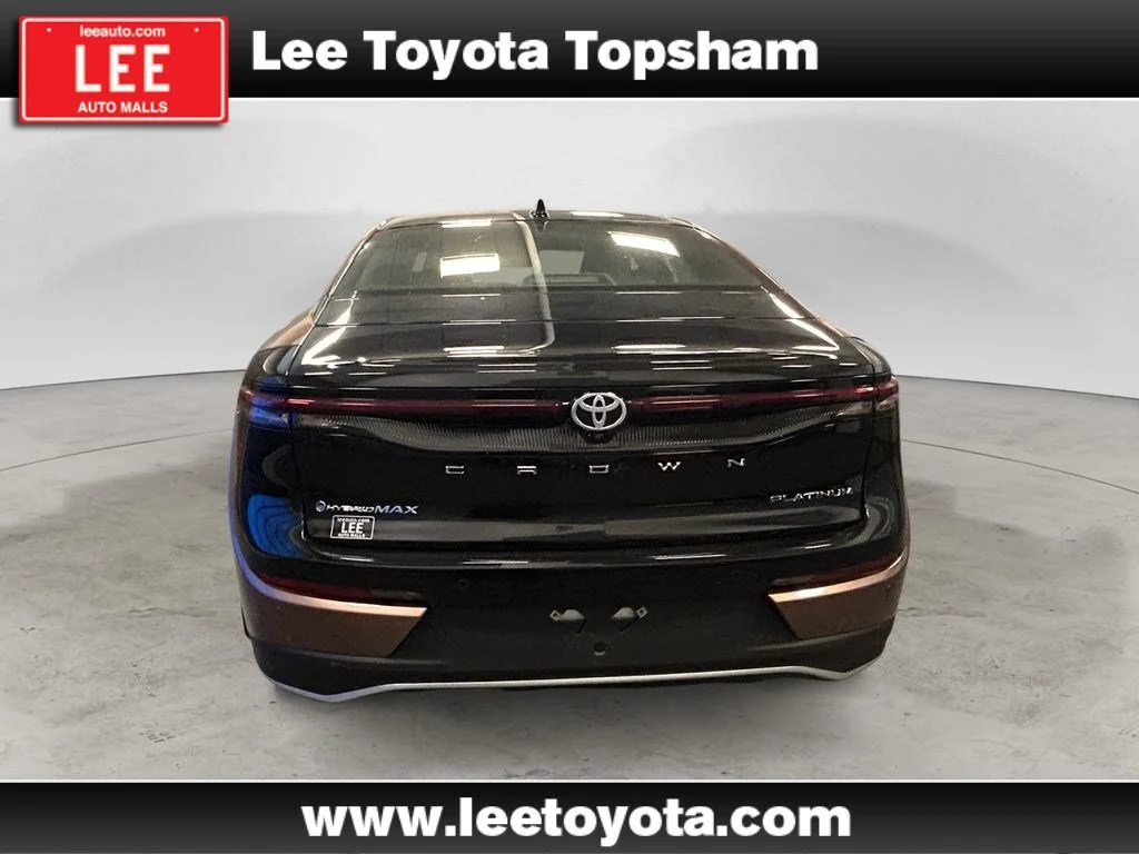 New 2026 Bronze Toyota Platinum image 4
