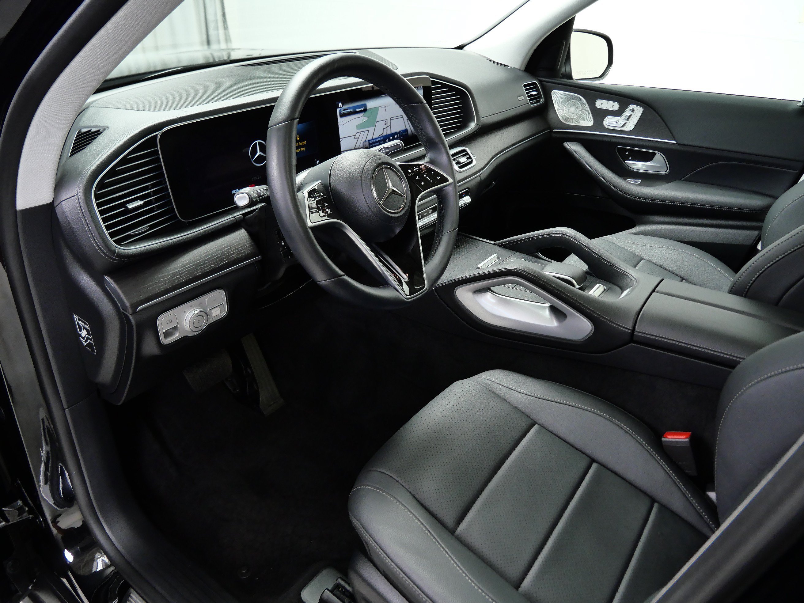 2026 Mercedes-Benz GLS Base - Photo 14