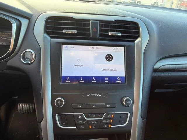Used 2020 White Ford SE image 11
