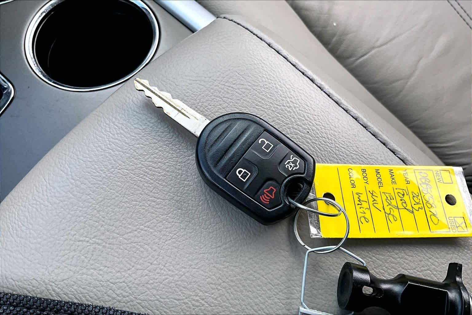 Used 2013 White Platinum Metallic Tri-Coat Ford SEL image 17