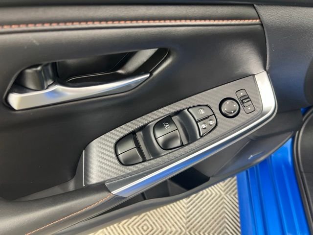 Used 2023 Blue Nissan SR image 12