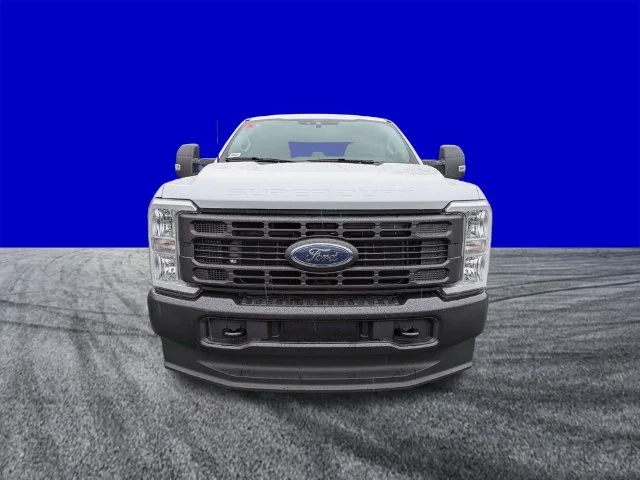 New 2026 Oxford White Ford F-250® XL image 9