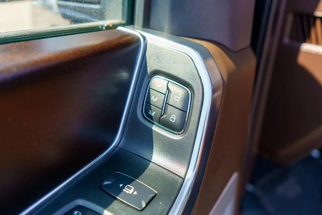 Used 2024 Blue Ford King Ranch image 21