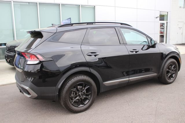 Used 2023 Black Kia X-Pro image 32