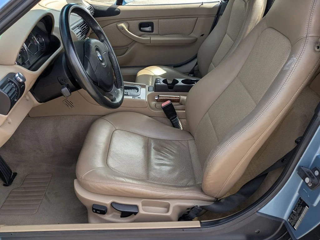Used 2000 Blue BMW 2.3 image 10