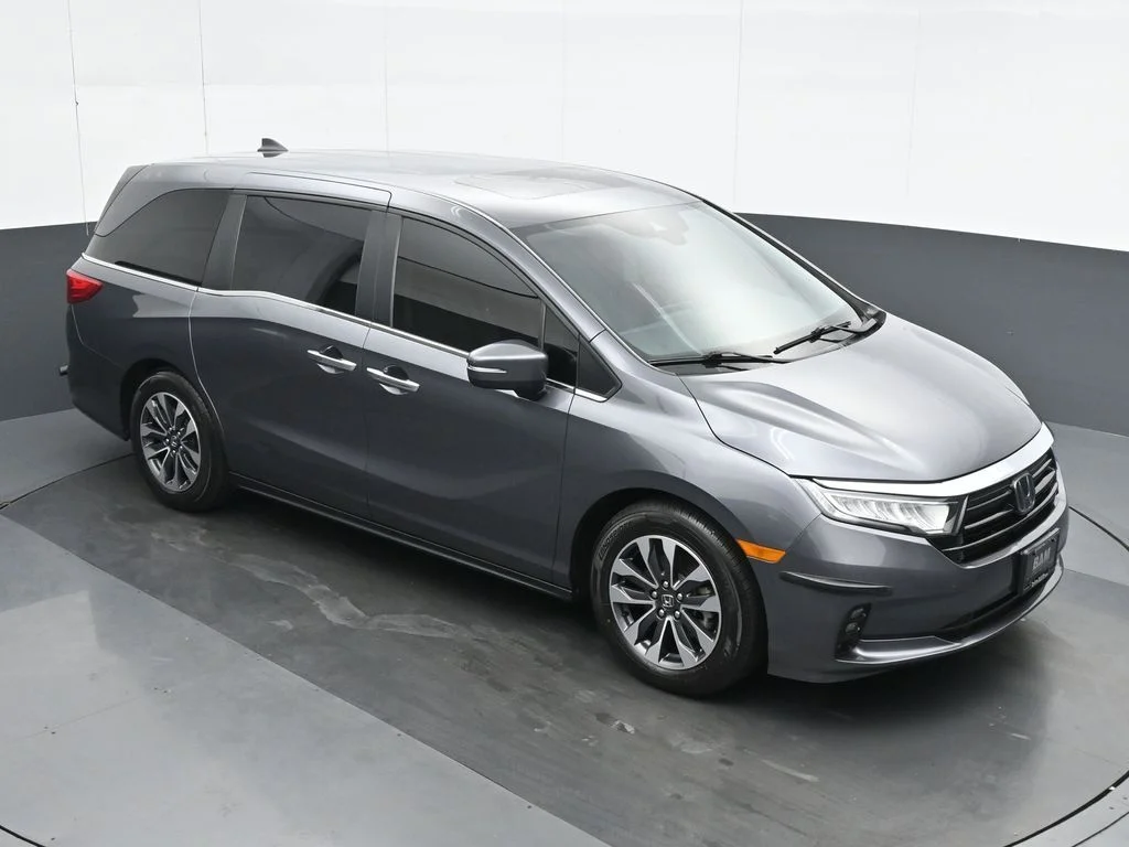 Used 2023  Honda EX-L image 43