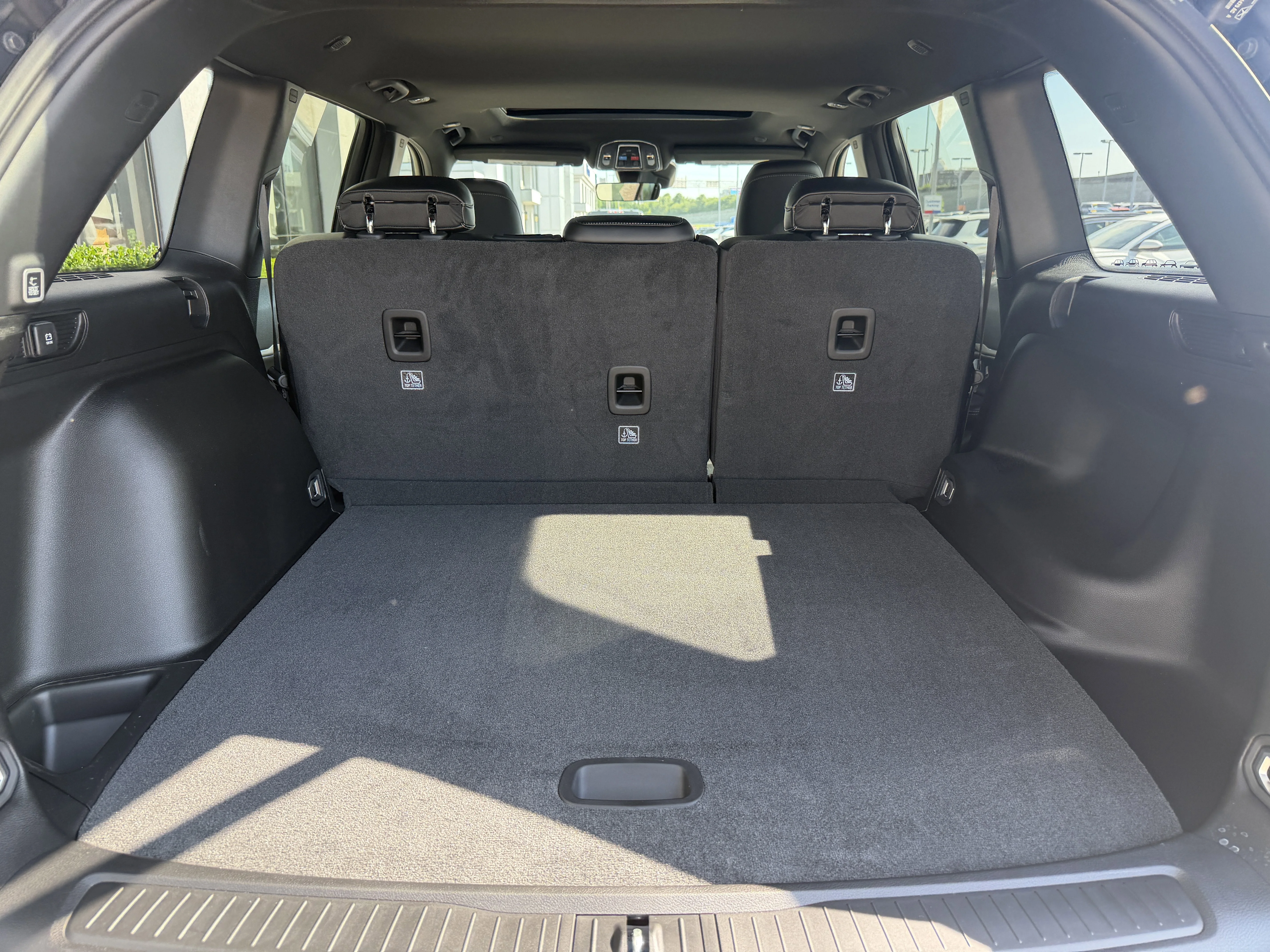 New 2026 Baltic Gray Metallic Clear-Coat Exterior Paint Jeep Altitude image 10