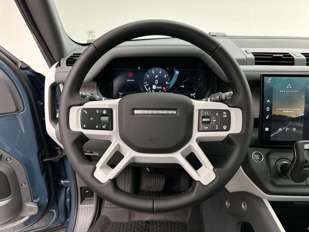 New 2026 Tasman Blue Land Rover S image 15