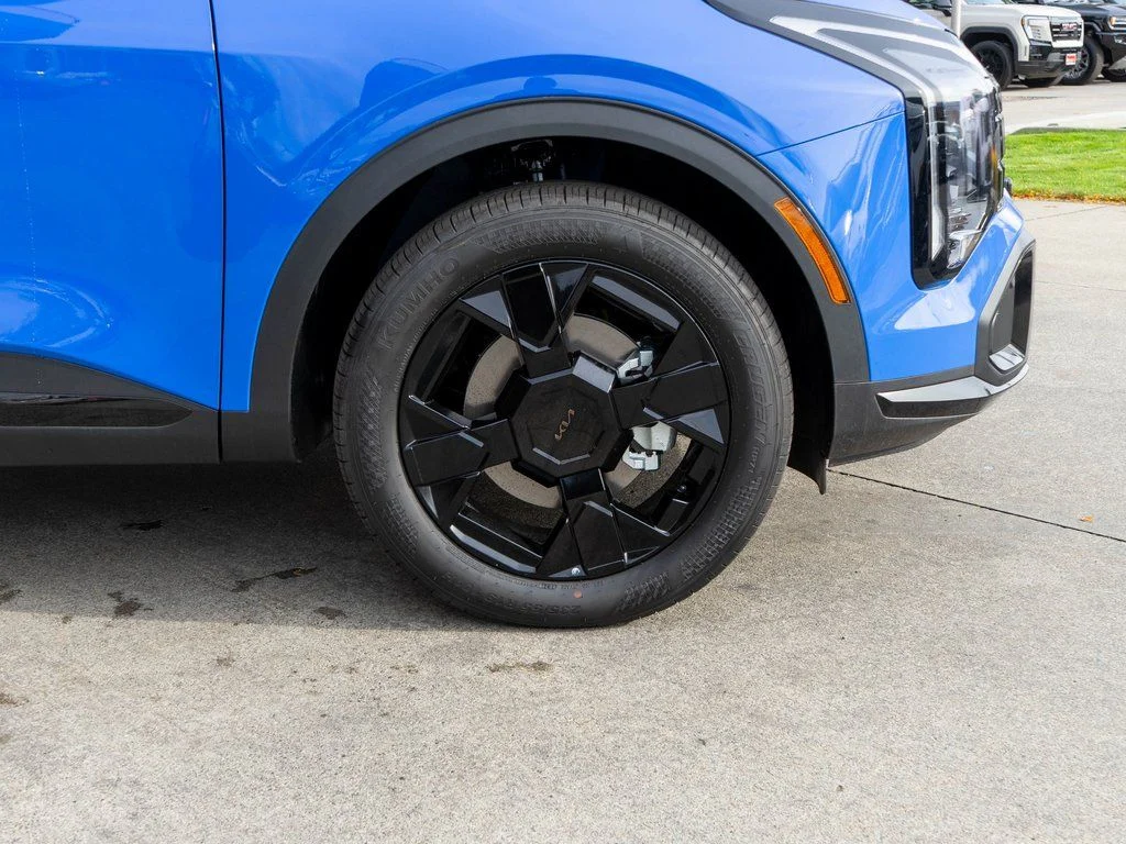 New 2026 Blue Kia X-Line image 32