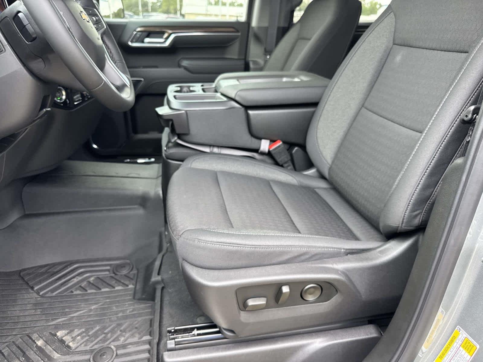 2026 Chevrolet Silverado 1500 LT - Photo 11