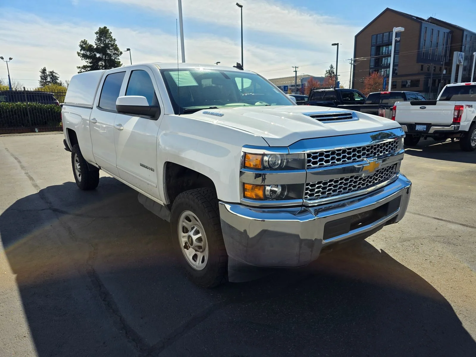 2019 Chevrolet Silverado HD LT 4WD Crew Cab Standard Box's photo