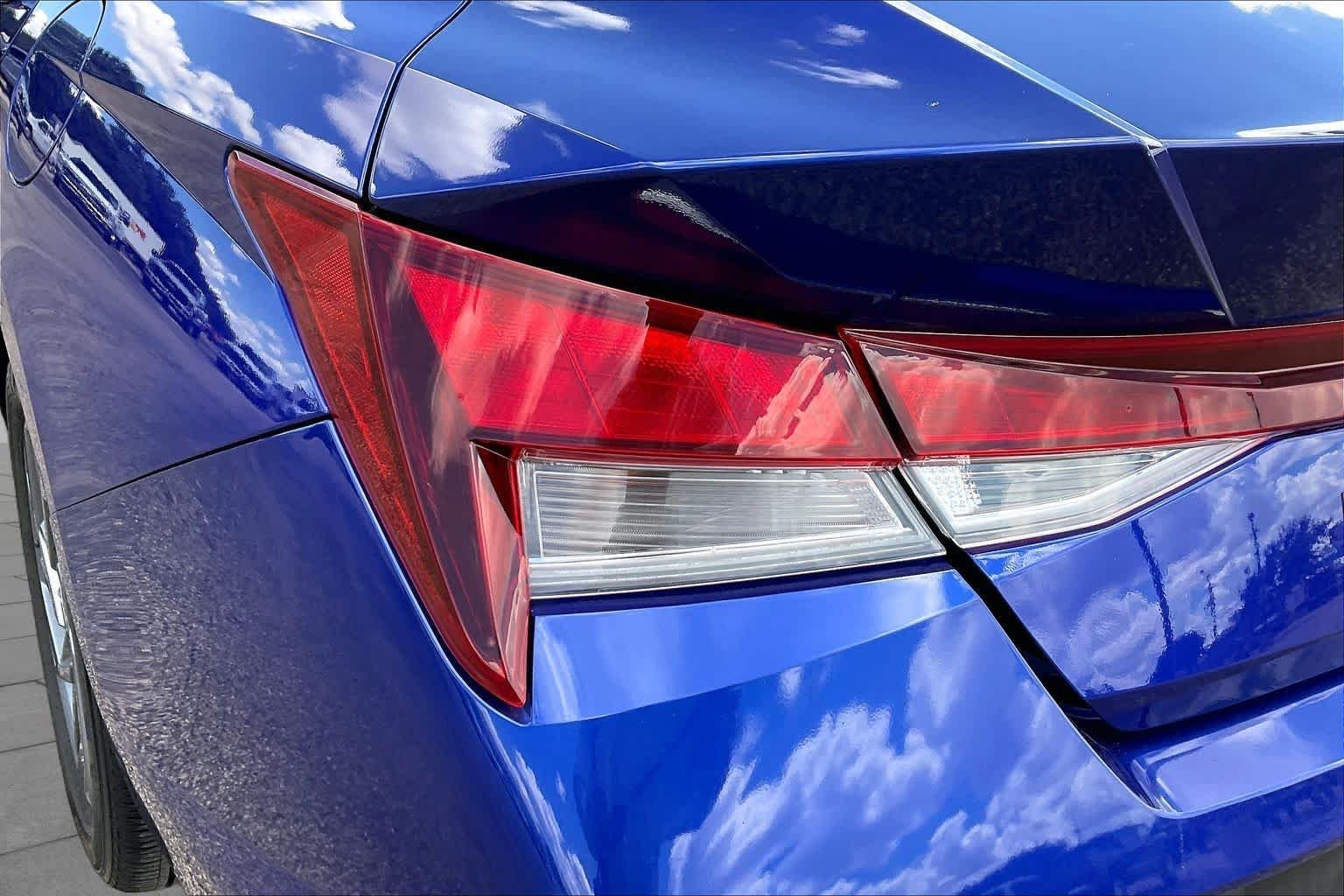 Used 2024 Intense Blue Hyundai SEL image 27