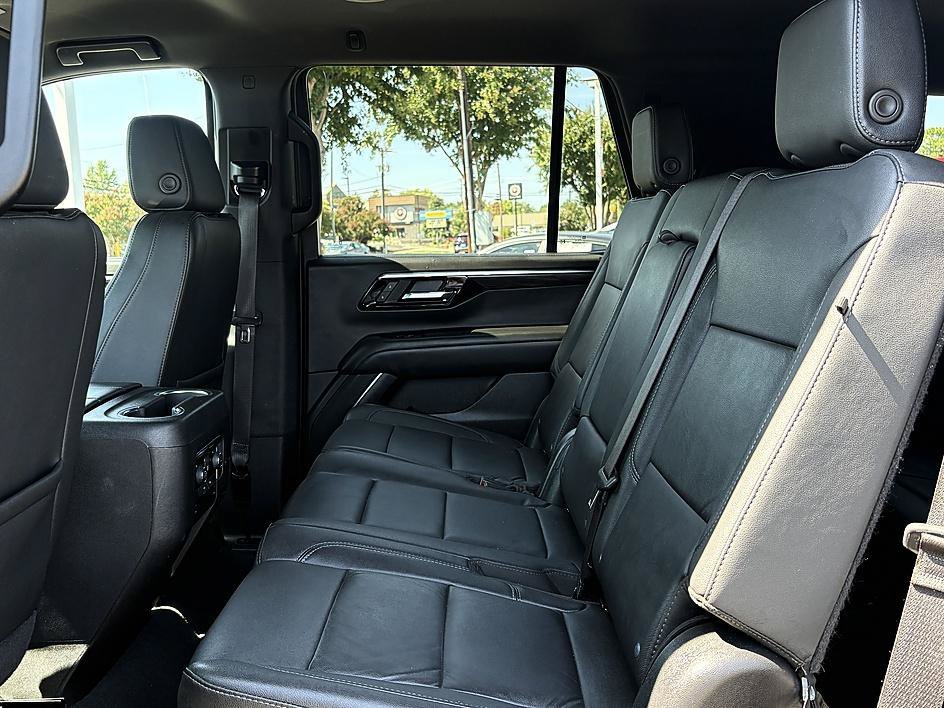 Used 2025 Black Chevrolet LT image 8