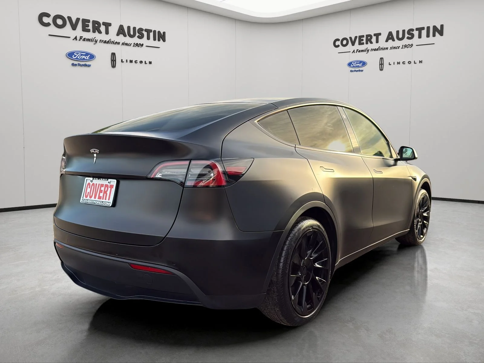 Used 2022 Black Tesla Long Range image 5