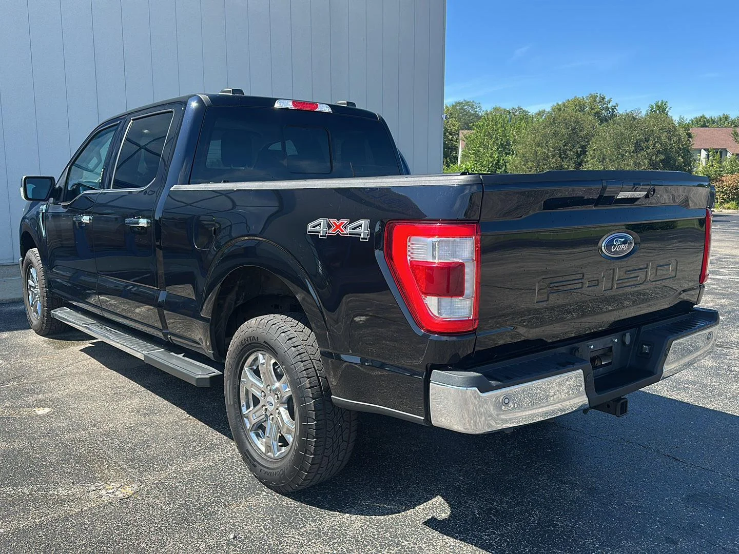 Used 2023 Agate Black Ford LARIAT image 3