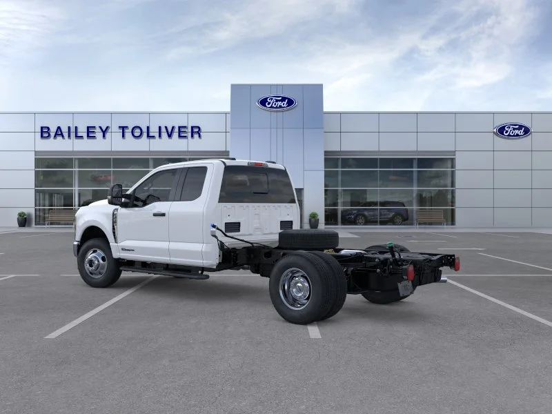 New 2026 Oxford White Ford F-350® XL image 29