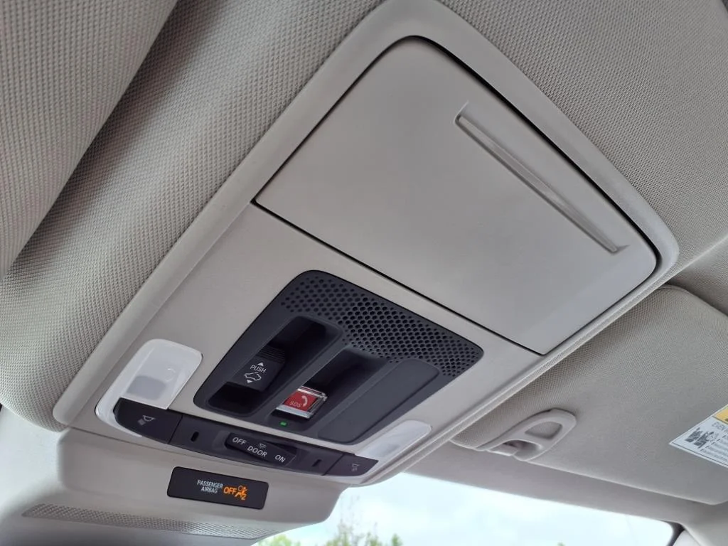 2025 Honda Accord SE - Photo 24