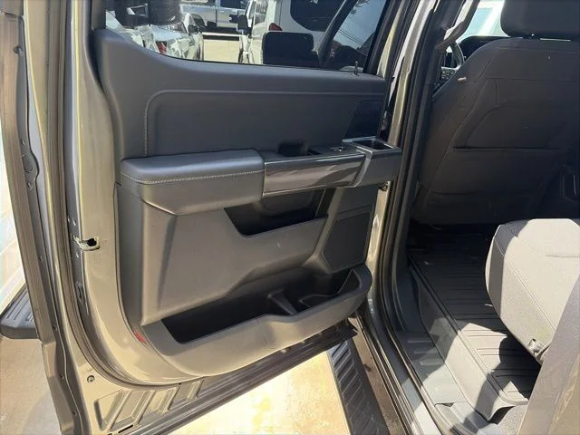 Used 2023 Gray Ford XLT image 7