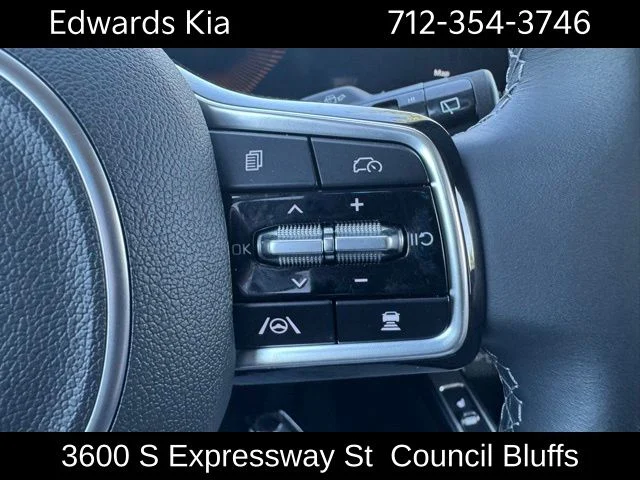 2025 Kia Sorento S - Photo 18
