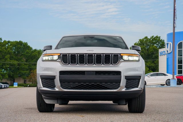 2024 Jeep Grand Cherokee L Laredo
