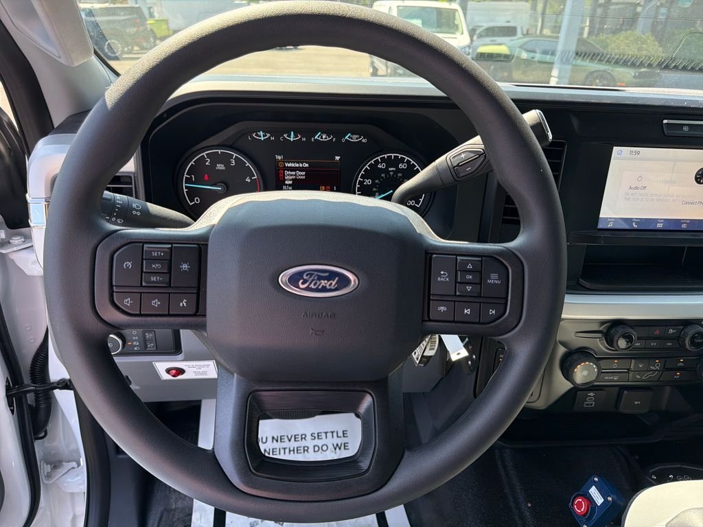 New 2026 Oxford White Ford Mechanics Body image 24