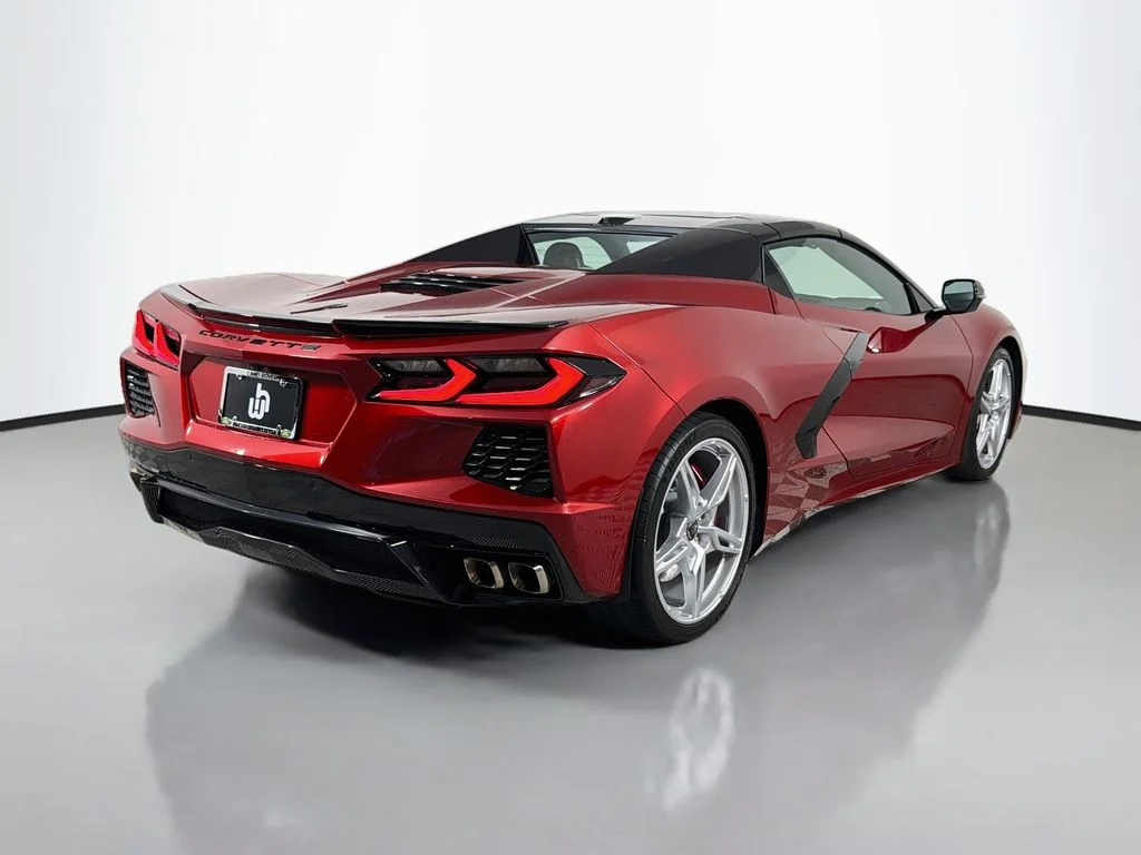 Used 2022 Red Chevrolet Stingray image 5