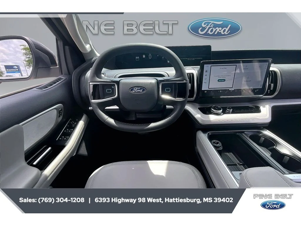 New 2026 Star White Metallic Tri-Coat Ford Active image 5