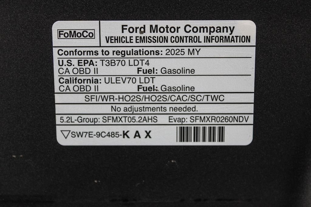 Used 2025 Gray Metallic Ford Raptor image 29