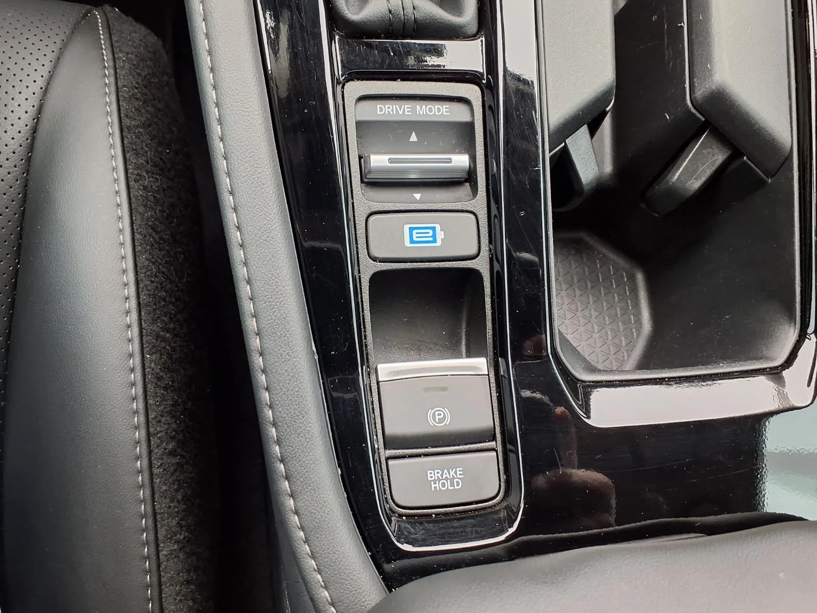 Used 2023  Honda Touring image 15