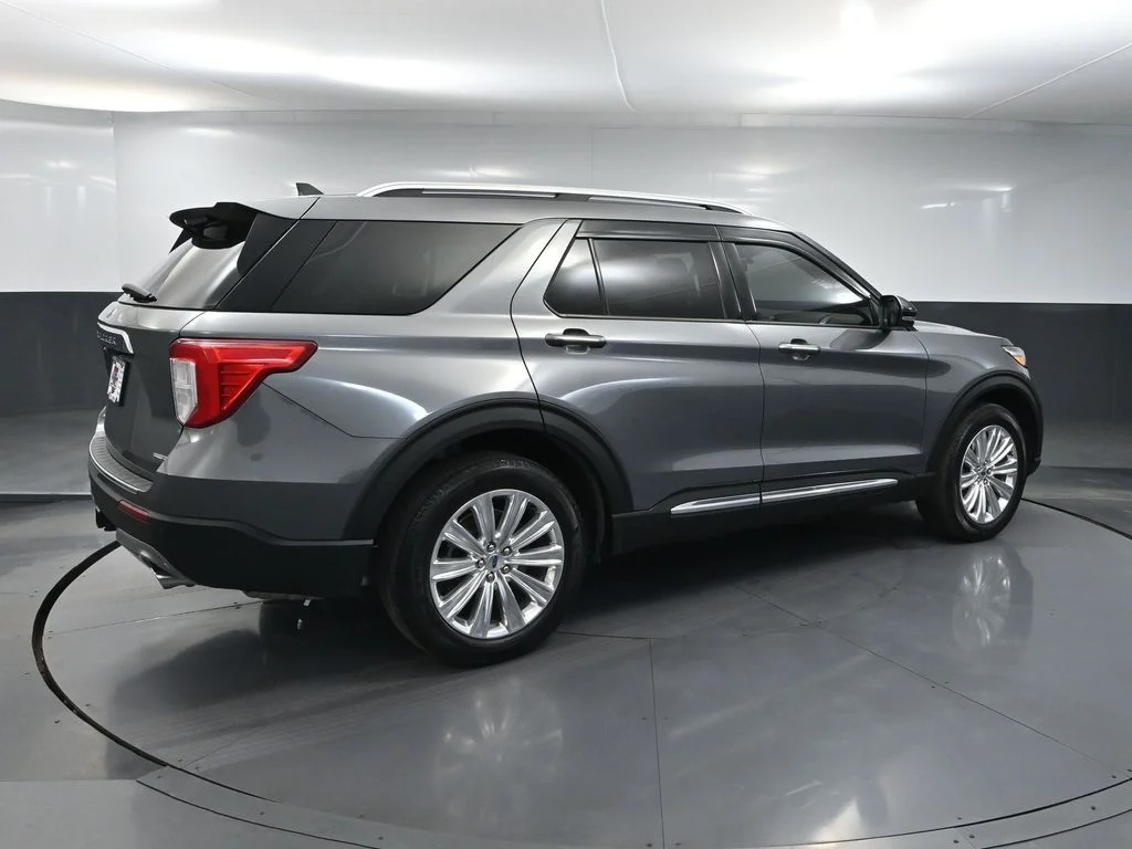 Certified Used 2022 Gray Ford Limited image 4