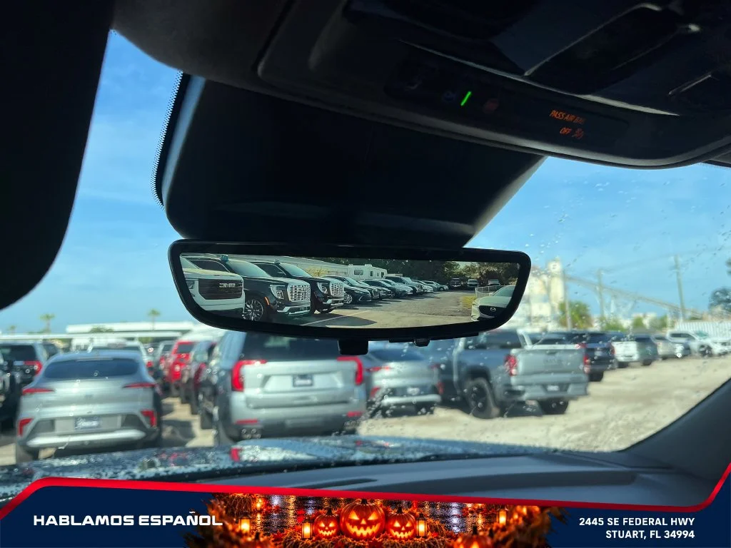 2027 GMC Yukon Denali - Photo 34