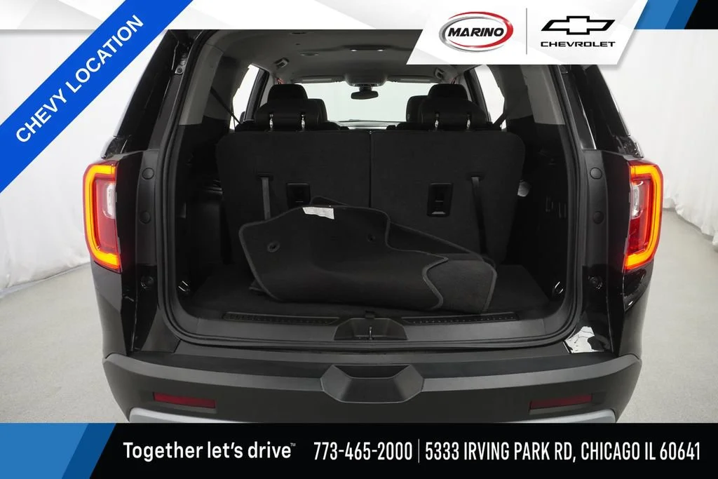 Used 2023 Ebony Twilight Metallic GMC SLE image 31