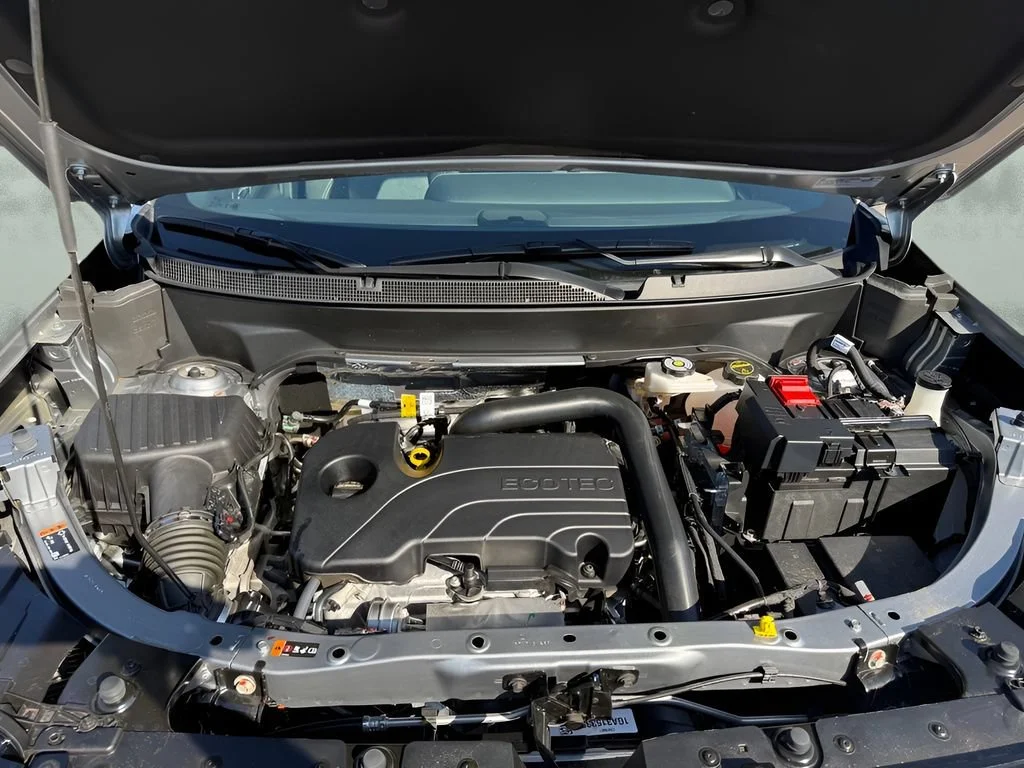 Used 2026 Sterling Metallic GMC Elevation image 33