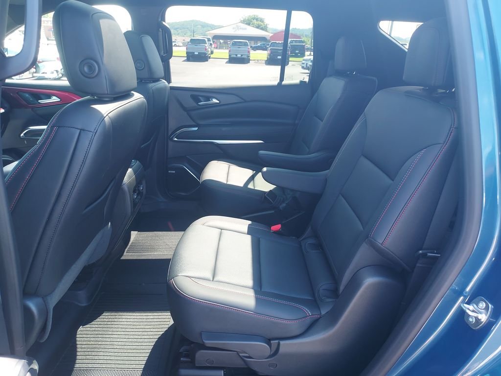 Used 2025 Blue Chevrolet Z71 image 14