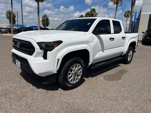 Used 2025 White Toyota SR image 3