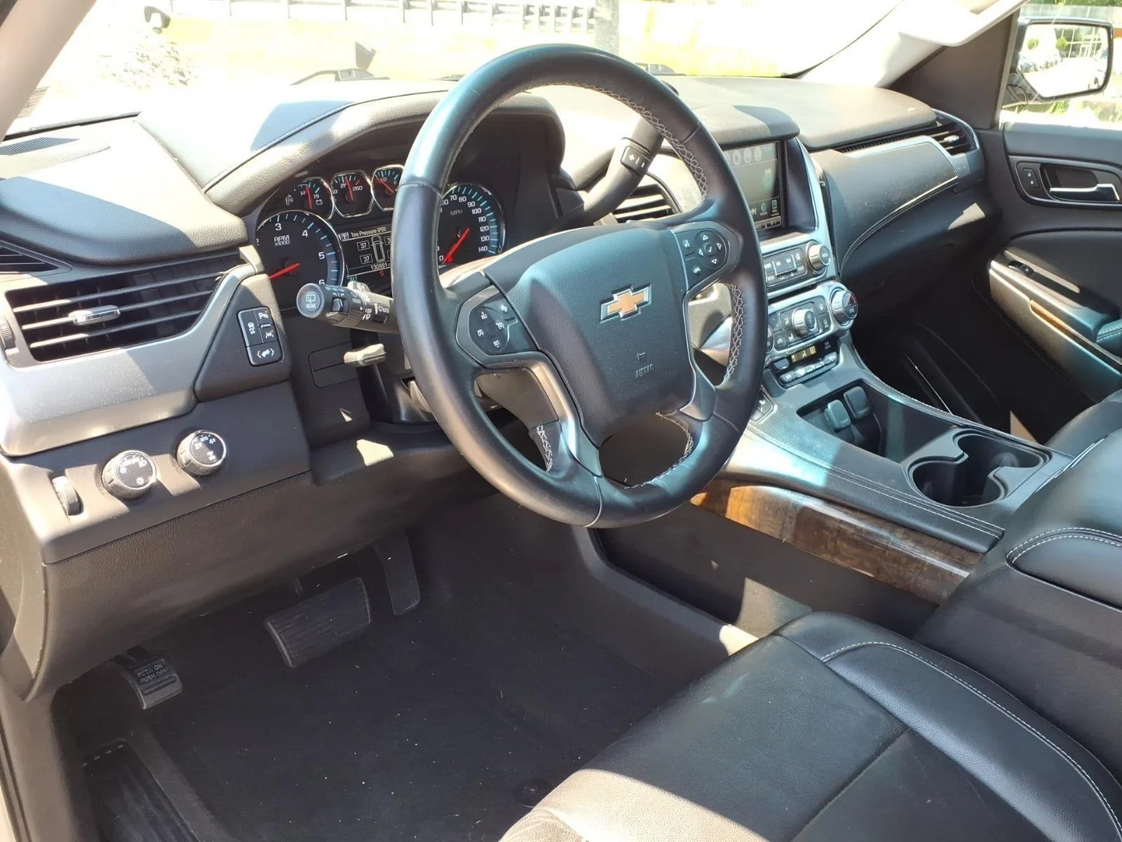 Used 2016 Silver Ice Metallic Chevrolet LT image 30