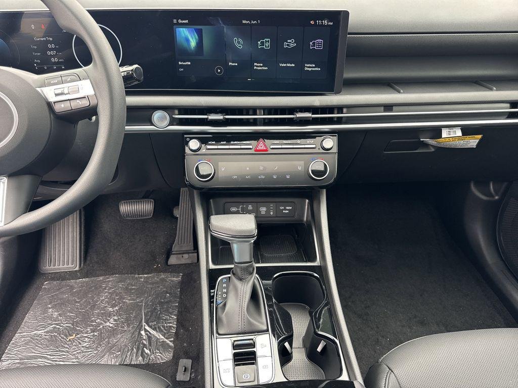 New 2026 White Hyundai SEL Activity FWD image 27