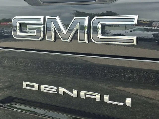 New 2026 Onyx Black GMC Denali Ultimate image 23