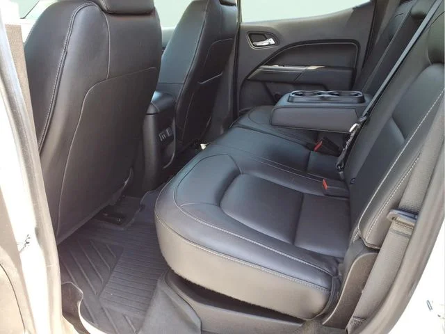 Used 2018 White Chevrolet ZR2 image 12