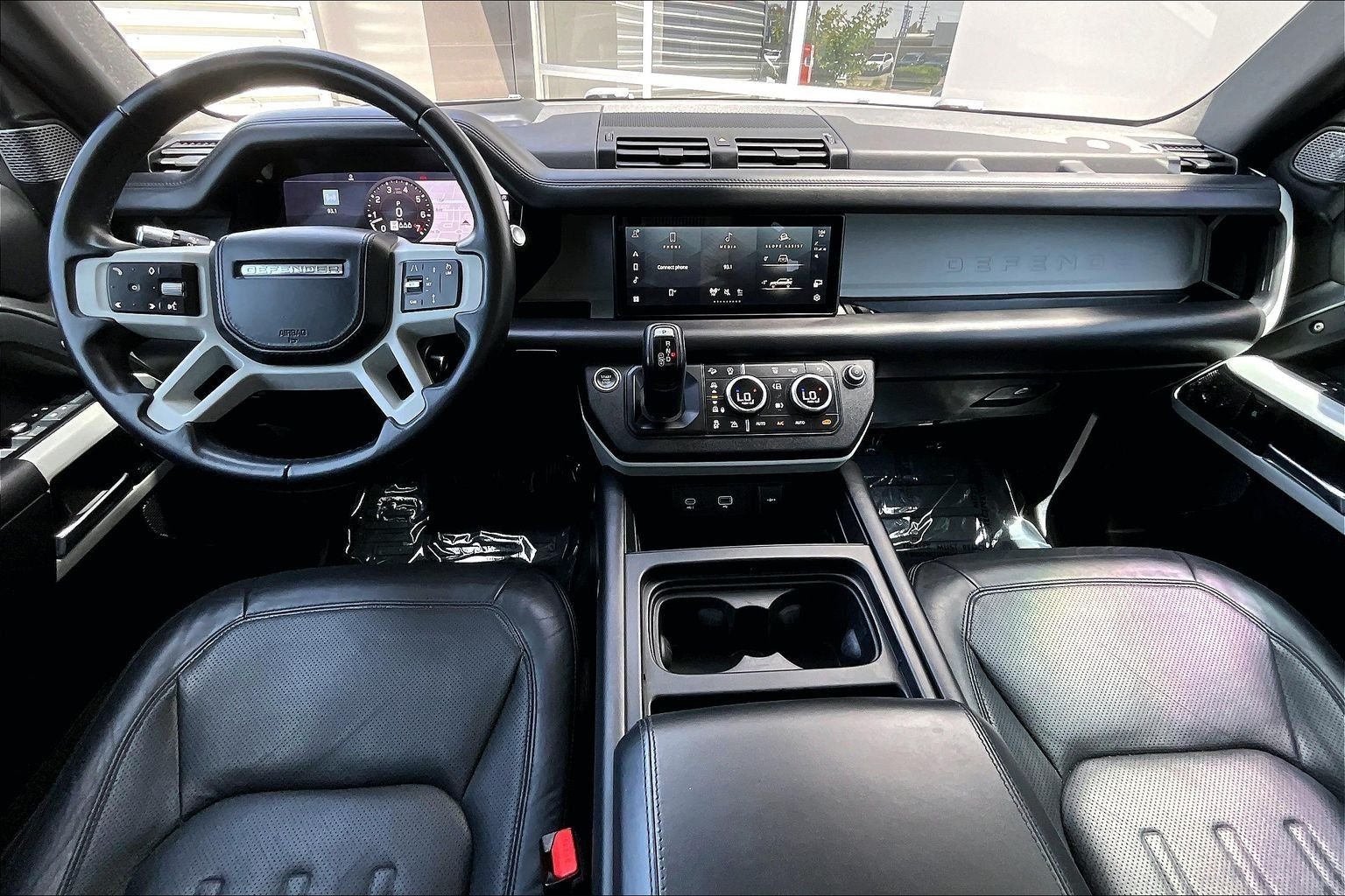 Used 2020 Gray Land Rover HSE image 15