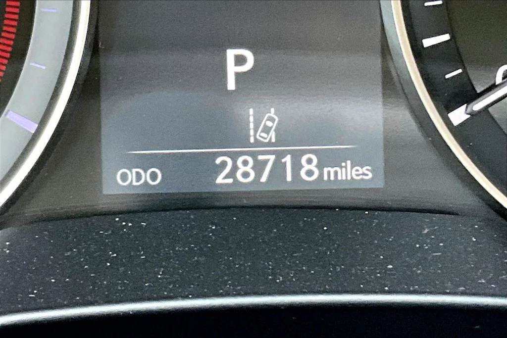 Used 2017 Silver Lexus 350 image 20