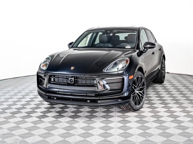 2026 Porsche Macan 