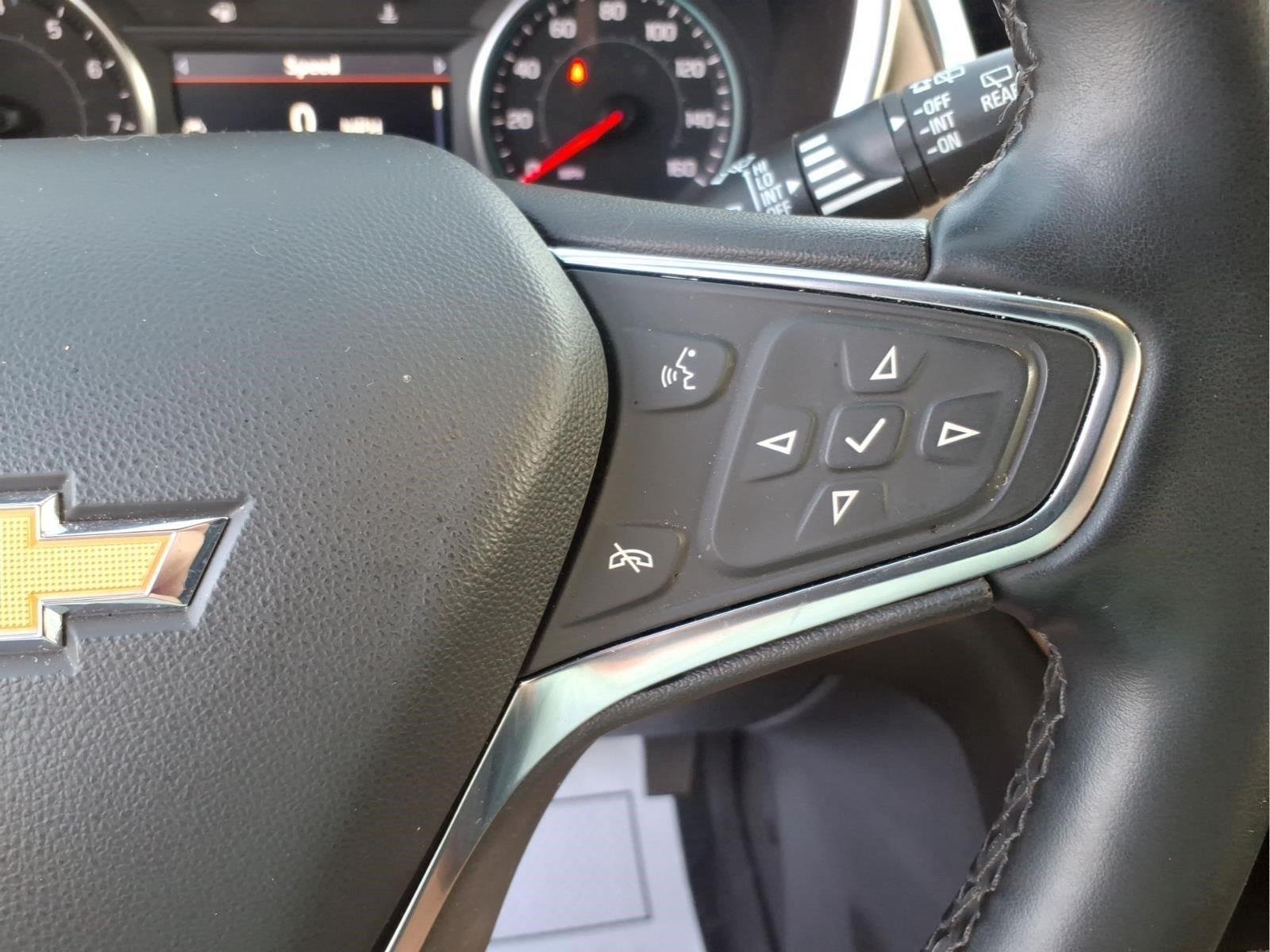 Used 2024 Iridescent Pearl Tricoat Chevrolet Premier image 21