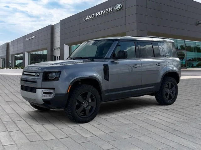 2020 Land Rover Defender HSE's photo
