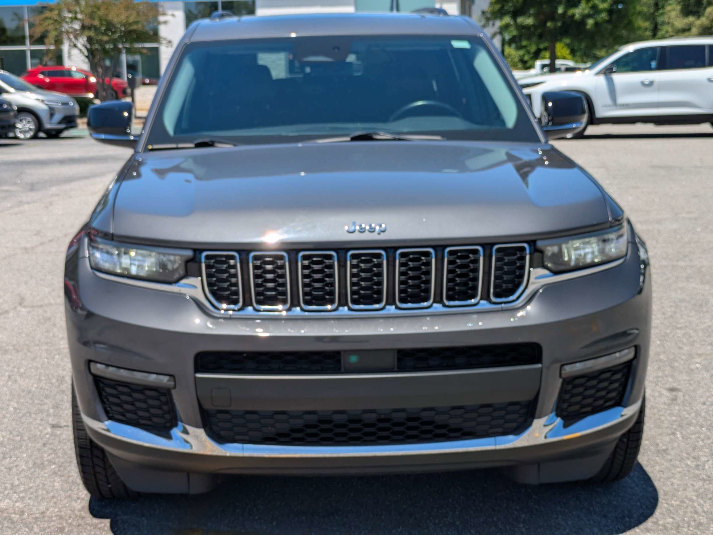 Used 2021 Baltic Gray Metallic Clearcoat Jeep Limited image 9